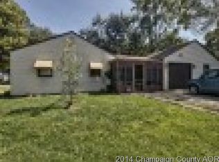 701 Hawthorne Dr, Urbana, IL