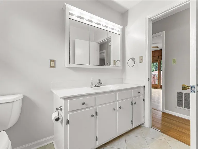 6743 Jasmine Cir — Photo 11