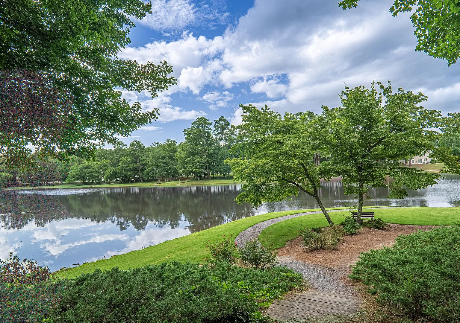 Spectacular Lake View Townhome in Alpharetta 3 Bedrooms + Office | Available July 1, 2026 — Photo 1