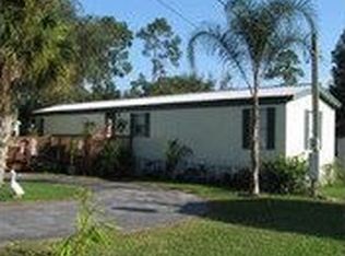 691 Bennett Ave, Labelle, FL 33935