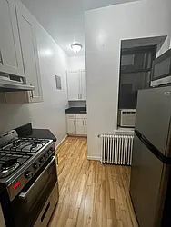 Rented by Salon Realty Corp