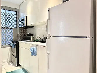 Rented by Matthew Gros-Werter, LREB 