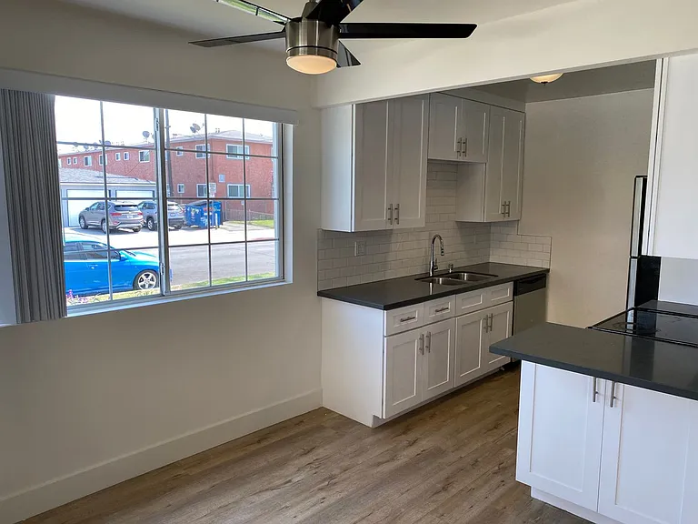 16811 & 16817 Yukon Ave #11A-17I — Photo 3