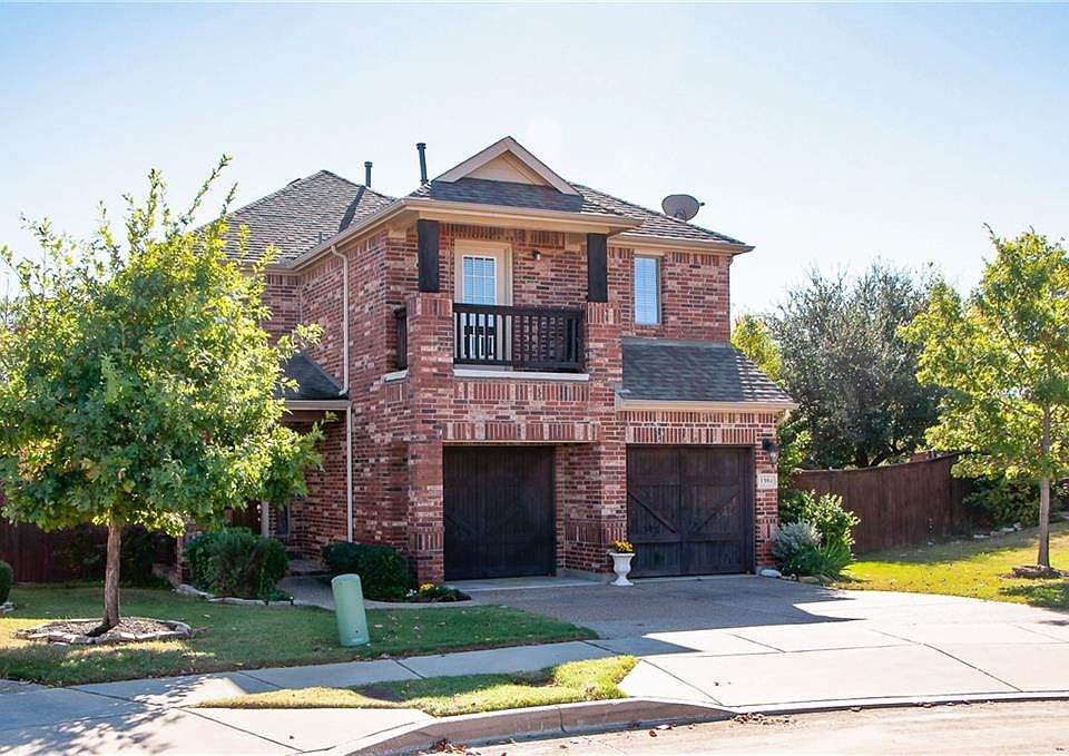 1st image of 1384 Cog Hill Dr
