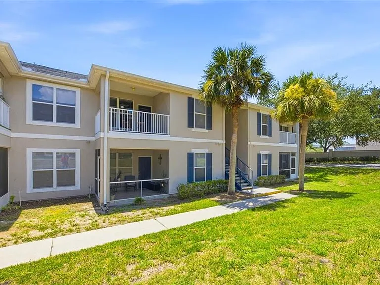 4008 Hemingway Cir — Photo 2
