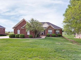 109 Remington Dr, Bardstown, KY 40004