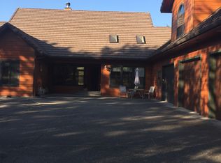 192 Woodview Dr, Glide, OR 97443