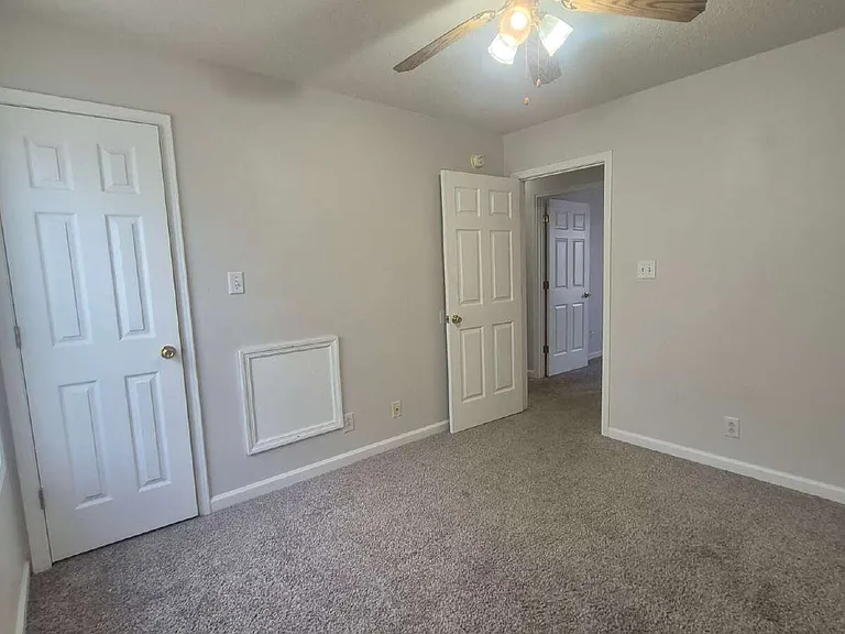 825 Decoy Ct — Photo 13