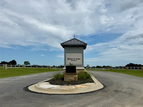 430 Shoreline Dr, Dodd City, TX 75438