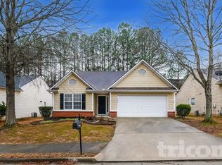8422 Somerton Cir, Douglasville, GA 30134