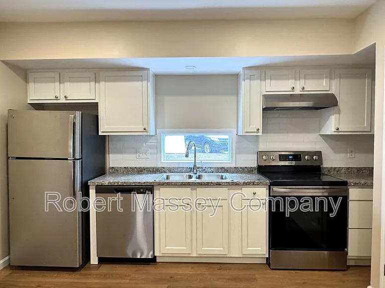 1236 Cherokee Rd #4B — Photo 4