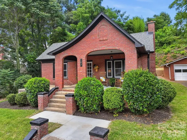 197 Academy St, Canton, NC 28716