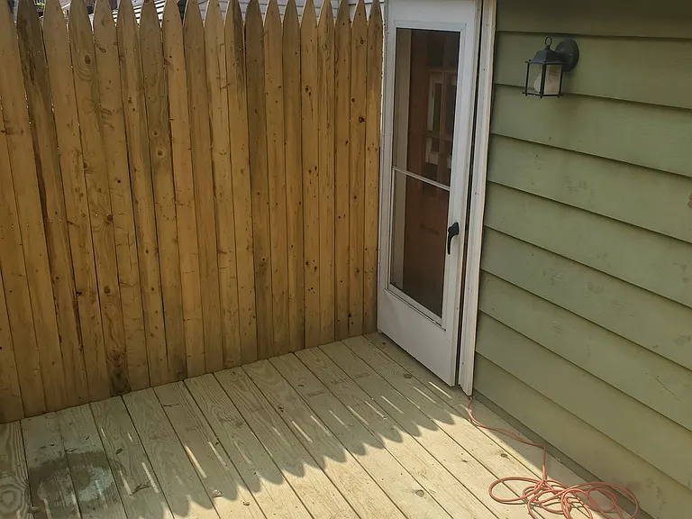 414 E Flora St — Photo 42