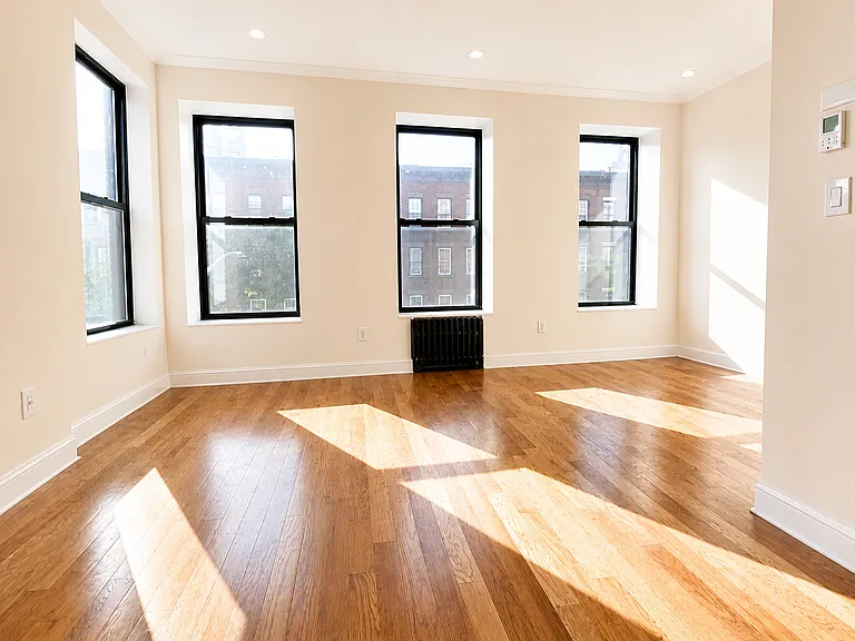 77 5th Ave #3F — Photo 2
