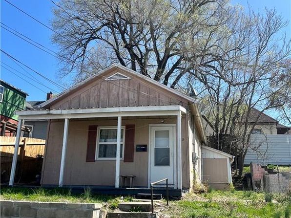 913 Vine St, Saint Joseph, MO 64503