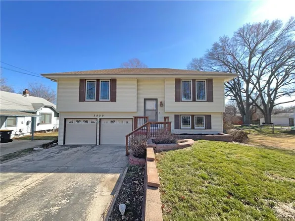 3829 N Chaumiere Rd, Kansas City, MO 64117