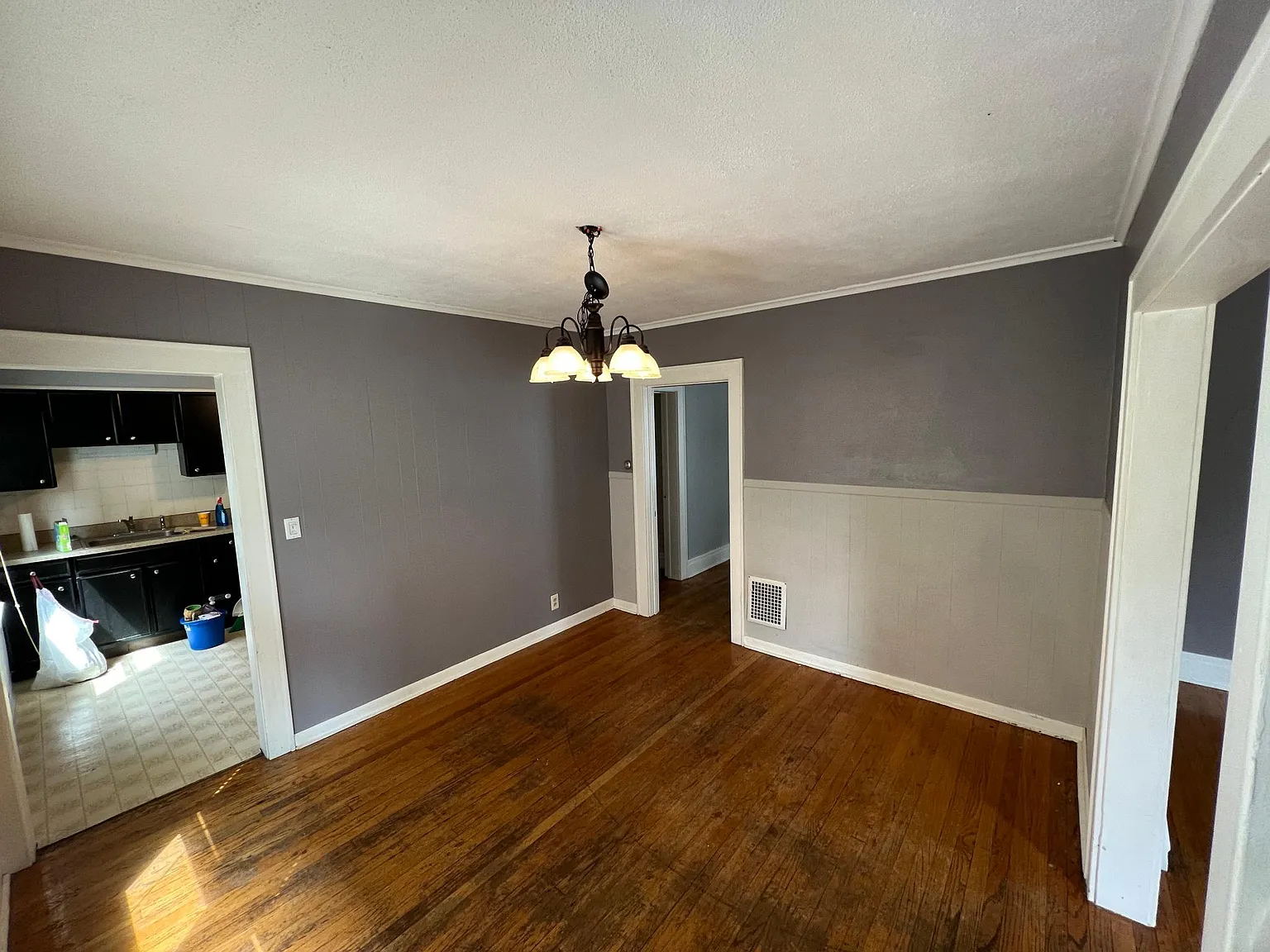 707 Dewitt St — Photo 3