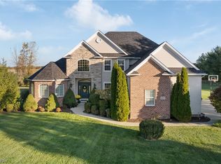 2317 Ridge Top Dr, Wadsworth, OH 44281