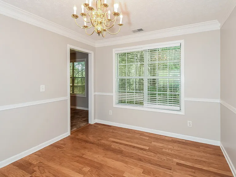 2498 Tolliver Dr — Photo 6