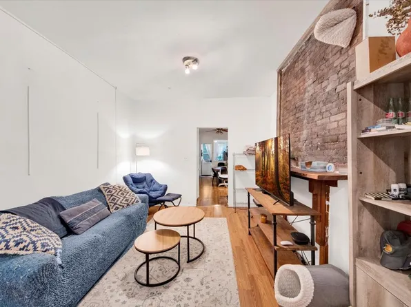 616 East 9th Street 2W image 1 of 12