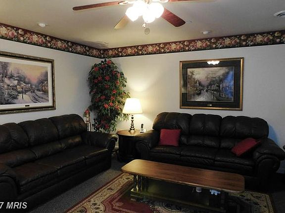 5th image of 211 Winding Oak Dr