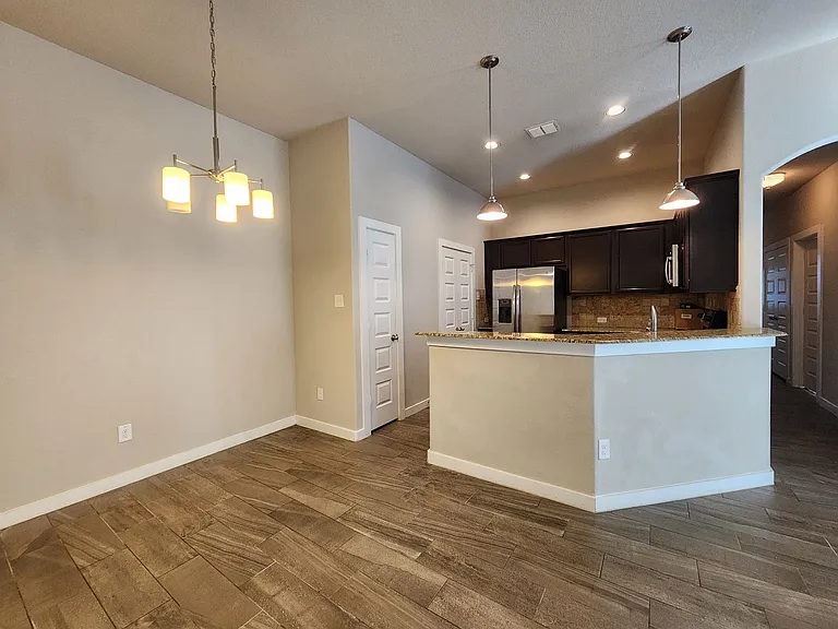 367 Creekside Curv — Photo 11
