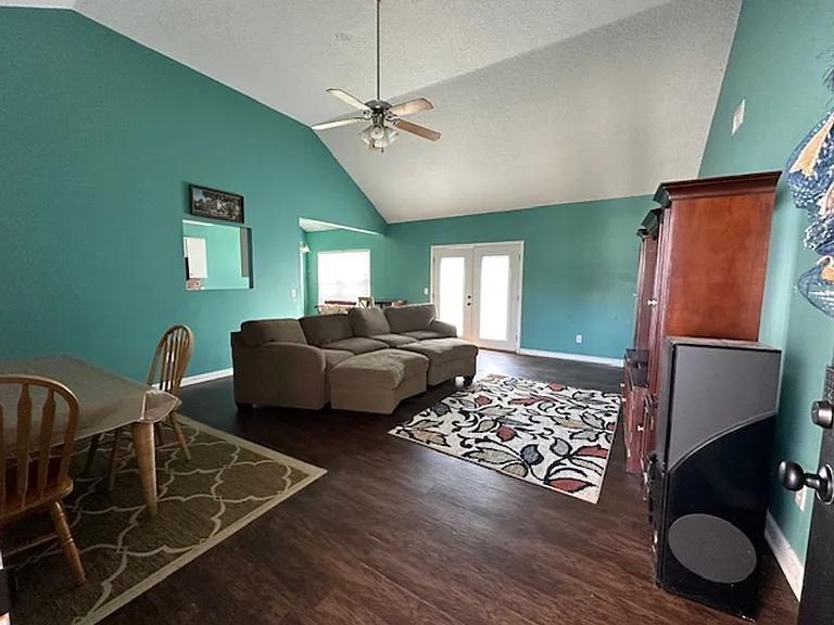 7002 White Pine Ave — Photo 19