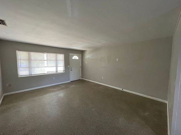 4th image of 93 Griggs Ave