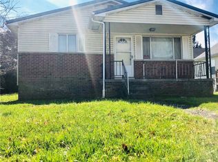 2919 5th Ave, Charleston, WV 25387