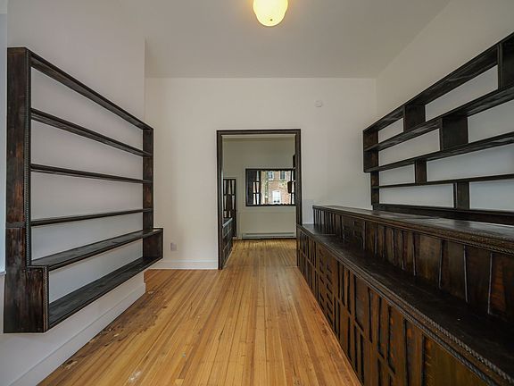 3rd image of 173 Liberty St Floor 1
