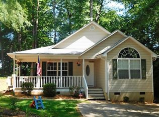 126 W Baker St, Pickens, SC 29671