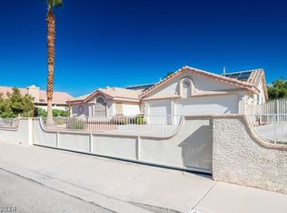 814 E Robindale Rd, Las Vegas, NV 89123