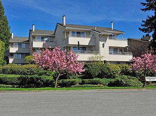 6224 Lakeview Dr, Kirkland, WA 98033