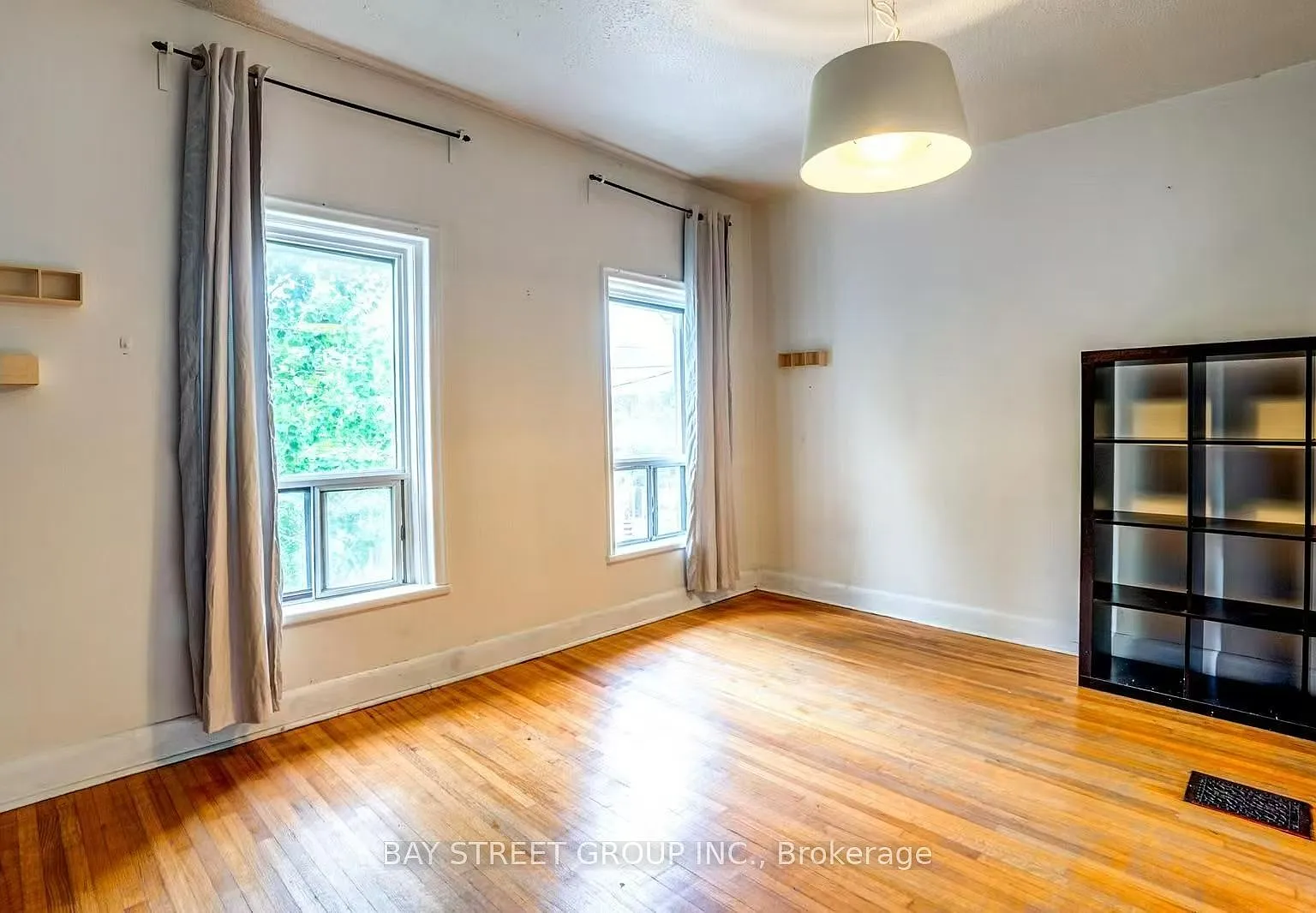 2 bed, $2,200 — Photo 1