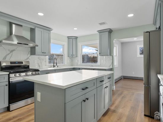 514 Longwood Ave, Bound Brook, NJ 08805