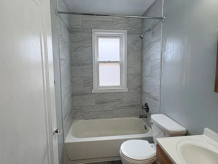 9342 Northlawn St — Photo 9