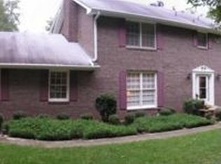 125 Vaughn Dr, Fayetteville, GA 30214