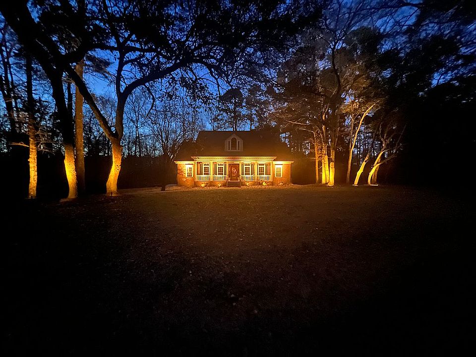 2nd image of 3430 Timberline Dr