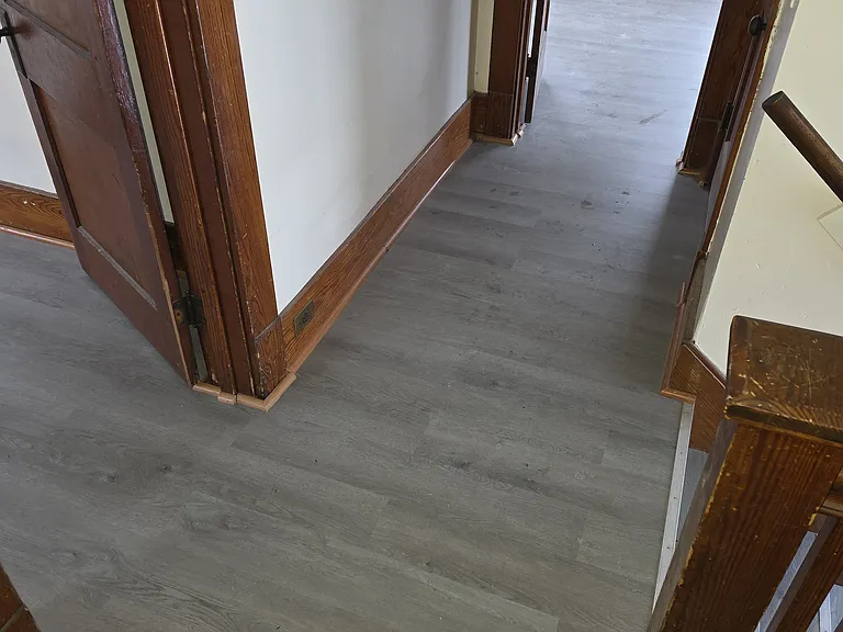1647 Mayfield Ave — Photo 9