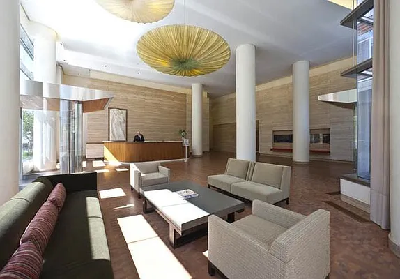 Sold by LG Fairmont Group | media 16