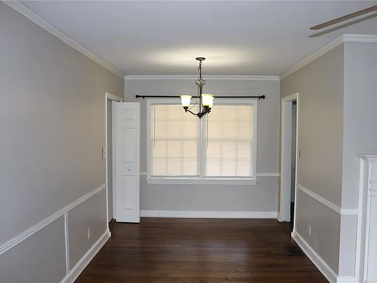 2781 Ashley Ave — Photo 5
