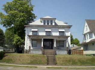 1212 7th St, Moundsville, WV