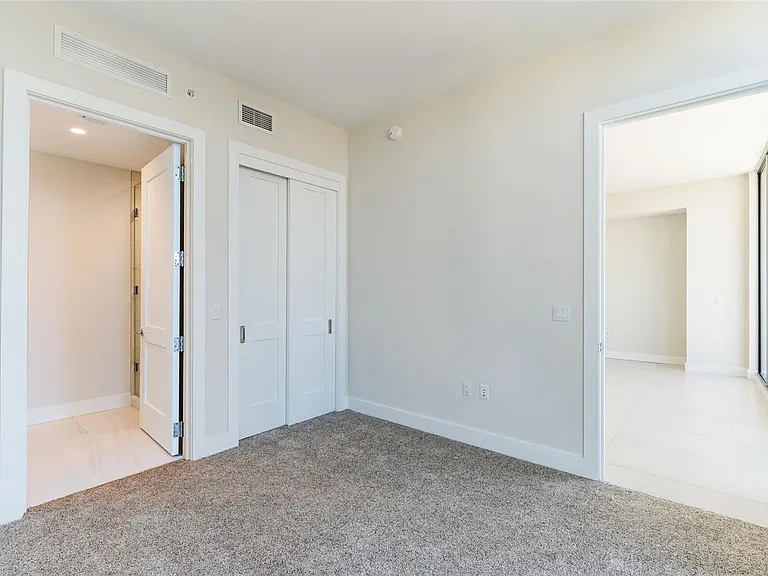 275 1st Ave S #2208 — Photo 20
