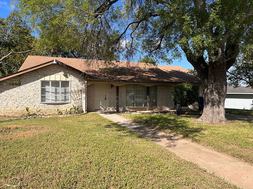 1st image of 5207 Woodmoor Dr