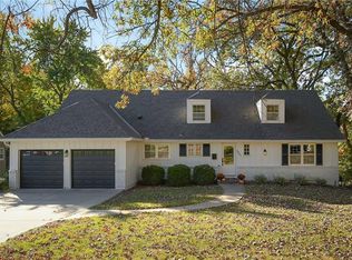 5001 W 100th Ter, Overland Park, KS 66207