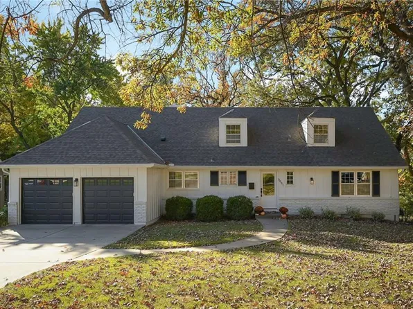 5001 W 100th Ter, Overland Park, KS 66207