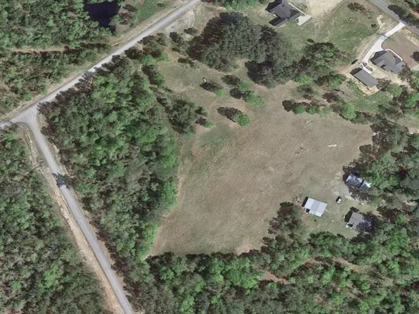 205 Hazelton Farms Ln #205, Cameron, NC 28326