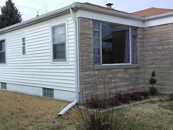 New bath window, new plants