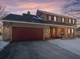 4116 Parkridge Dr, White Bear Township, MN 55110