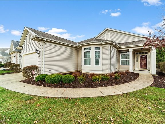 2nd image of 20347 Lucerne Ln
